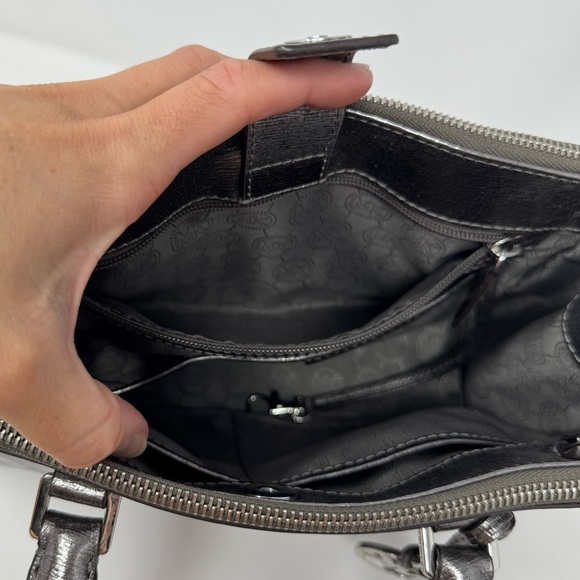 MICHAEL KORS Small Sutton Satchel - Picture 7 of 8